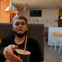 Максим Кораблев