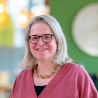 Loes Van Den Berg