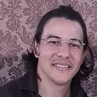 Evandro Santos
