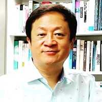 Dr. Yong Jin Kwon
