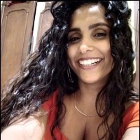 ELAINE TORRES
