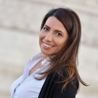 sandra Kennou