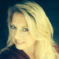 Lori Nichols