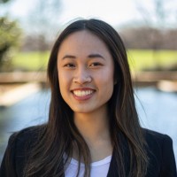 Lillia Hoang