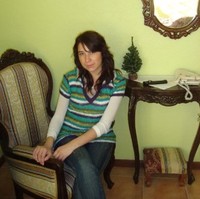 PAULA FLORES