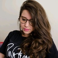 Paula Bacha Gomes