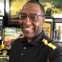 Michael W Thomas