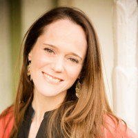 Lisa C Sullivan