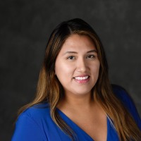 Andrea Canales, Mba
