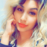 Yas Contreras