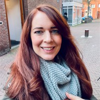Nieuwenhuis, Karen H M