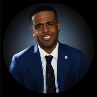 Elias Roberts