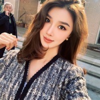 Nancy R