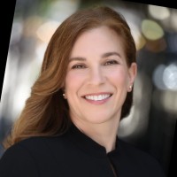 Suzanne Curl