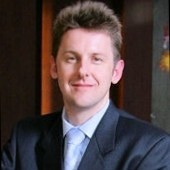Uwe G. Bär   乌韦 贝尔