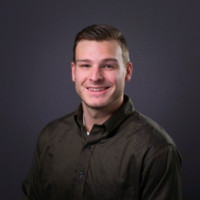 Alec Larson