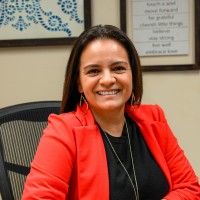 Dr. Lidia Calderón
