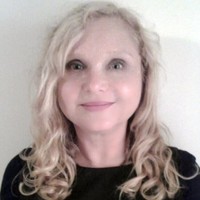 Susan Steslow-Shams