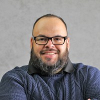 Victor León