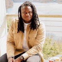 Jessie James, Mba