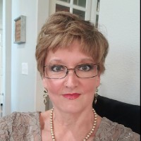 Lisa Ozark