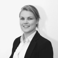 Suzanne van Hal