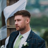 Lee Micklethwaite