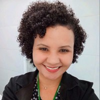 Aline Castro