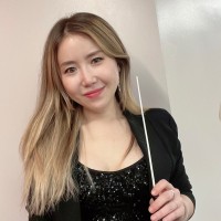 Yuna Lee