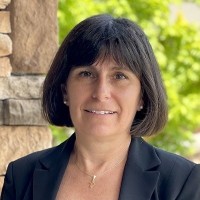 Suzanne Graf