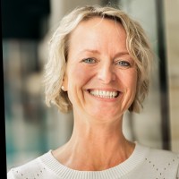Sandra Lampl
