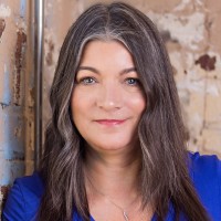 Julie Smith