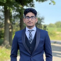 Akam Dhillon