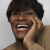 Dee Gray