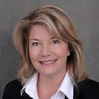 Carolyn Damaré