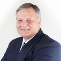 Tom Kerns