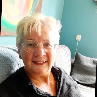 Yvonne Jans