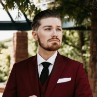 Jonathan Burt