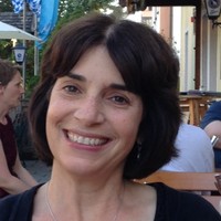 Juliana Sayner