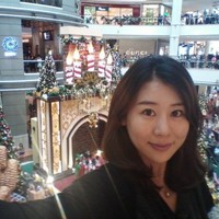 Chloe J. Yang