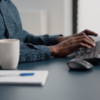 Ayanle O. Kayad - B2B Marketer 🎯