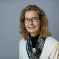 Mona H. Lund