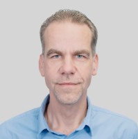 Richard Van Hienen