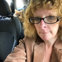Dr Julia Everitt
