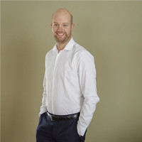 Bj Laustsen