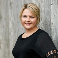 Karla Comer