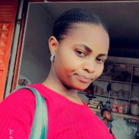 Niwahereza Lonnet