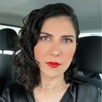 Fernanda Canale