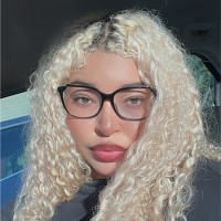 Nina Hogan