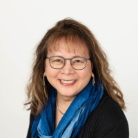 Mimi Klosterman, Online Business Manager